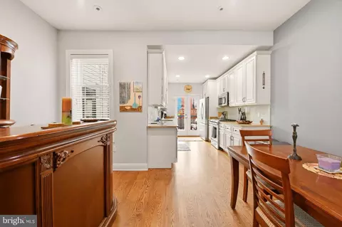 Entry Way - 330 U St NW, Washington, DC 20001 photo 3 of 5