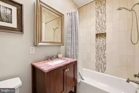 Bath - 330 U St NW, Washington, DC 20001 photo 5 of 6