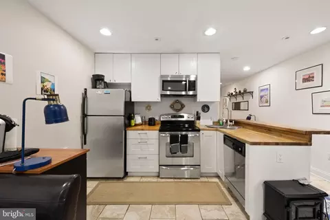 Kitchen - 330 U St NW, Washington, DC 20001 photo 1 of 1