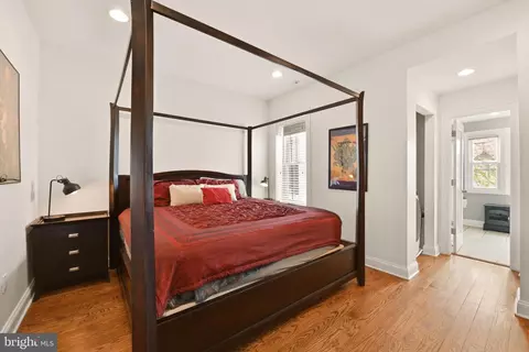 Bedroom - 330 U St NW, Washington, DC 20001 photo 1 of 5