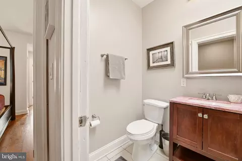 Bath - 330 U St NW, Washington, DC 20001 photo 4 of 6