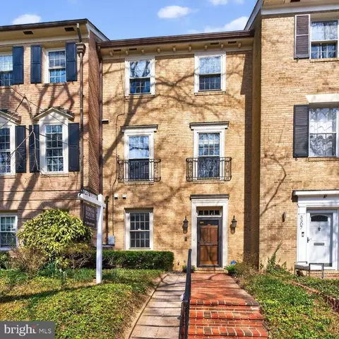 5309 Sherier Pl NW, Washington, DC 20016