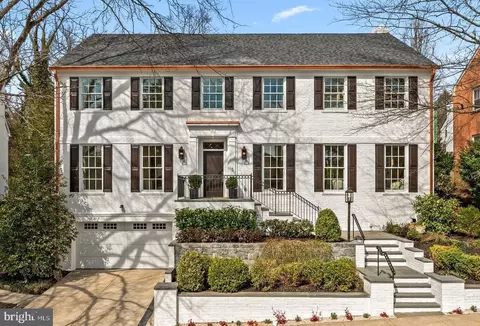 5117 Yuma St NW, Washington, DC 20016