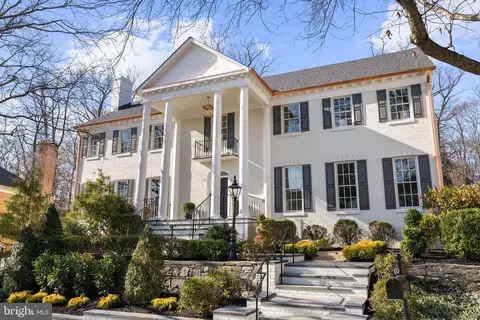5119 Yuma St NW, Washington, DC 20016