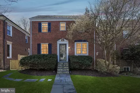 4420 Butterworth Pl NW, Washington, DC 20016