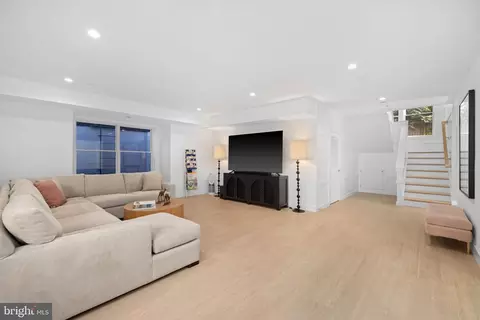 Living - 4892 Macarthur Blvd NW, Washington, DC 20007 photo 3 of 3