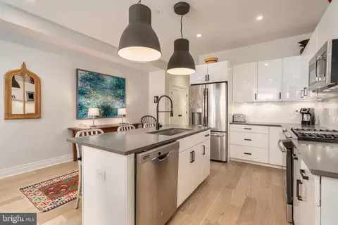 Kitchen - 71 U St NW #2, Washington, DC 20001 photo 3 of 4