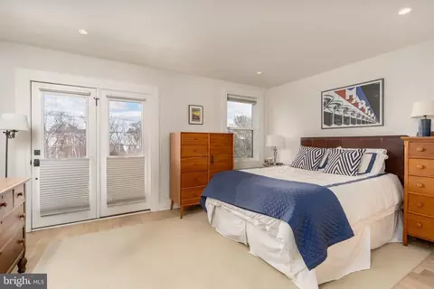 Bedroom - 71 U St NW #2, Washington, DC 20001 photo 4 of 5
