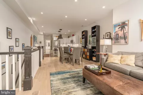 Entry Way - 71 U St NW #2, Washington, DC 20001 photo 1 of 4