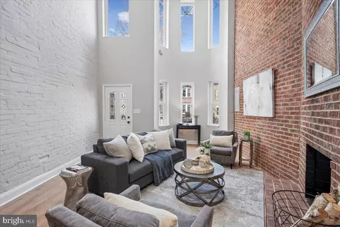 817 4th St NE, Washington, DC 20002 photo 6