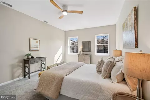 817 4th St NE, Washington, DC 20002 photo 22