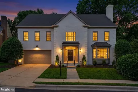 5108 52nd Ct NW, Washington, DC 20016