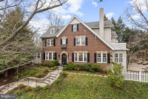 4545 Klingle St NW, Washington, DC 20016