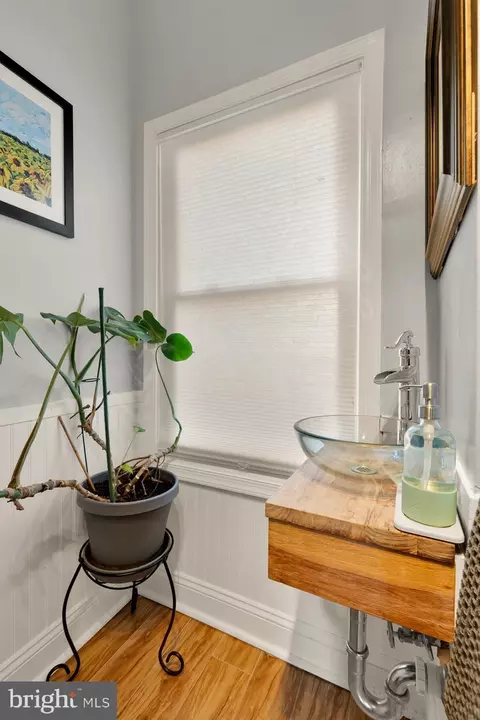 1670 Montello Ave NE, Washington, DC 20002 photo 14