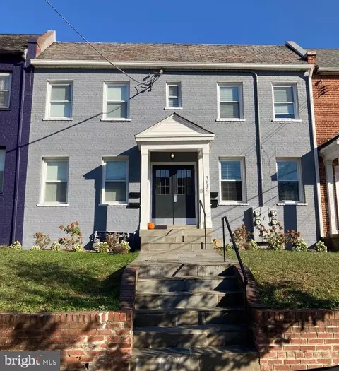 5615 1st Pl NW, Washington, DC 20011