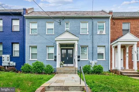 5615 1st Pl NW, Washington, DC 20011