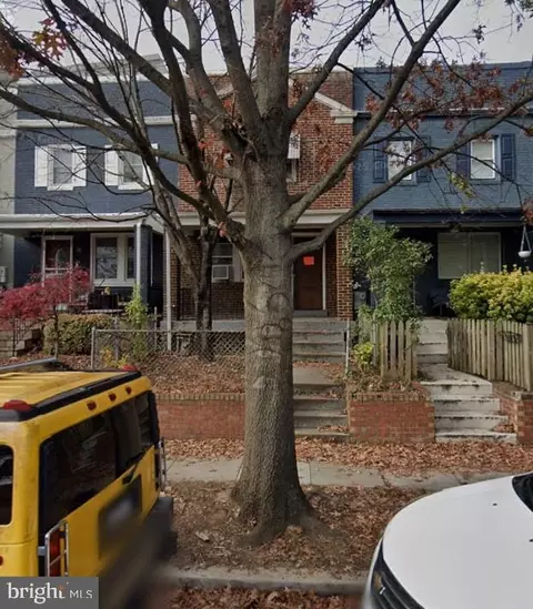 1011 15th St SE, Washington, DC 20003