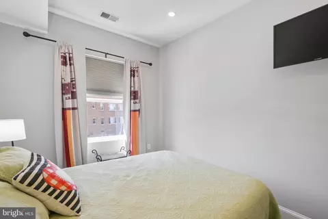 Bedroom - 2221 M St NE #PH1, Washington, DC 20002 photo 2 of 3