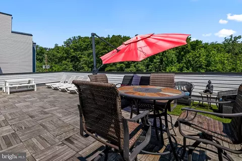 Exterior - 2221 M St NE #PH1, Washington, DC 20002 photo 5 of 7