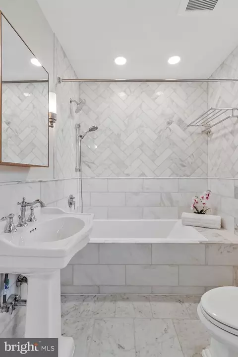 504 G St NE #1, Washington, DC 20002 photo 25