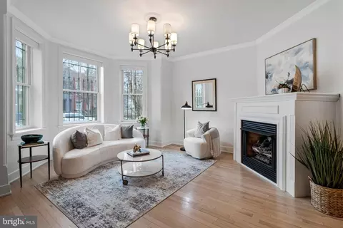 504 G St NE #1, Washington, DC 20002