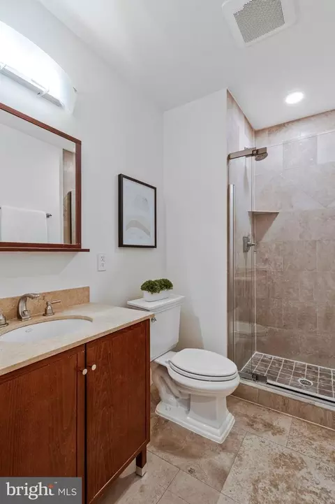 504 G St NE #1, Washington, DC 20002 photo 30