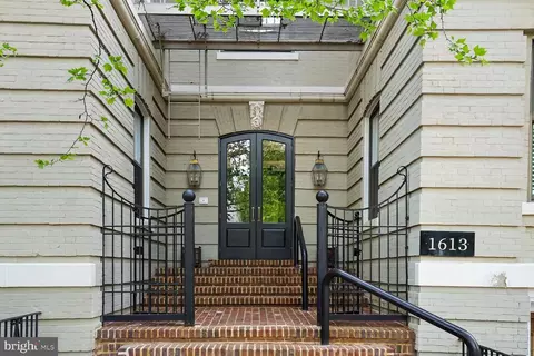 1613 30th St NW #3N, Washington, DC 20007