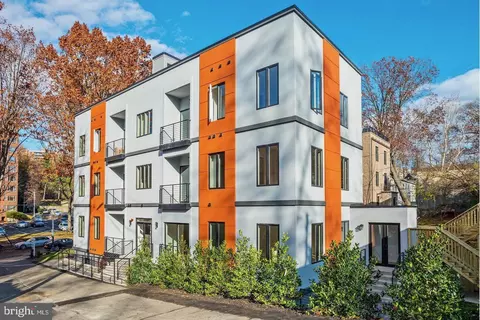 4012 NW Edmunds St NW #PH1, Washington, DC 20007