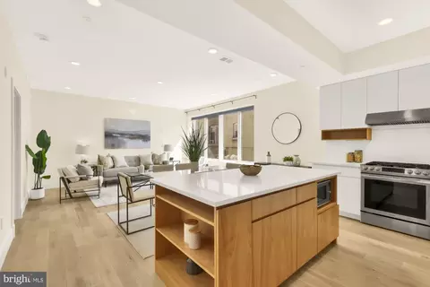 3541 11th St NW #202, Washington, DC 20010