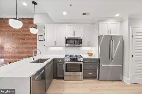 Kitchen - 2150 Florida Ave NW #PH4, Washington, DC 20008 photo 1 of 2