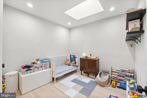 Bedroom - 2150 Florida Ave NW #PH4, Washington, DC 20008 photo 6 of 6