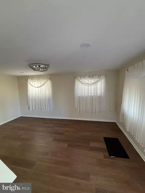 Living - 5755 E Capitol St SE, Washington, DC 20019 photo 1 of 2