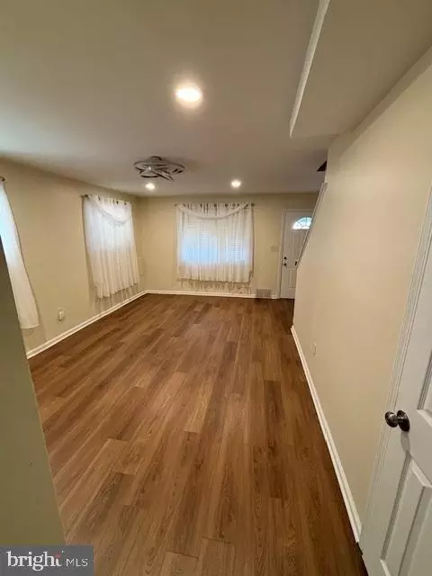 Living - 5755 E Capitol St SE, Washington, DC 20019 photo 2 of 2