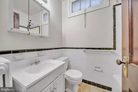 Bath - 220 21st St NE, Washington, DC 20002 photo 1 of 1