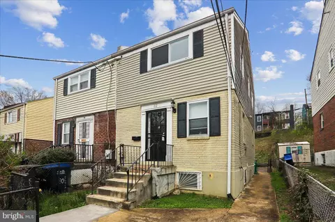 82 Elmira St SW, Washington, DC 20032