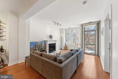 4025 Connecticut Ave NW #205, Washington, DC 20008