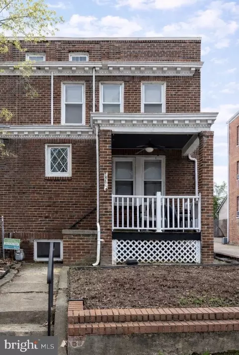 860 Whittier Pl NW, Washington, DC 20012