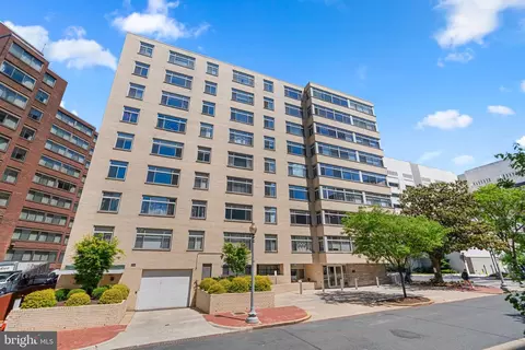 2401 H St NW #211, Washington, DC 20037