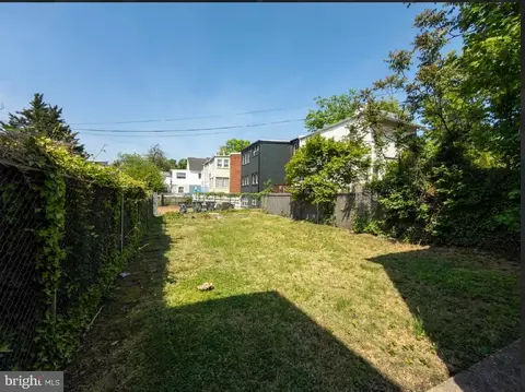 2432 4th St NE, Washington, DC 20002 photo 2