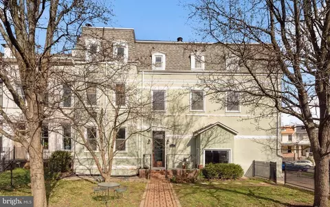 1434 Potomac Ave SE #4, Washington, DC 20003