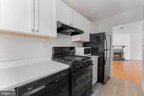 Kitchen - 3827 Davis Pl NW #5, Washington, DC 20007 photo 2 of 4