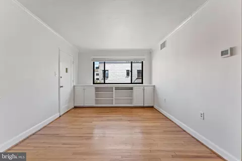 Living - 3827 Davis Pl NW #5, Washington, DC 20007 photo 5 of 6