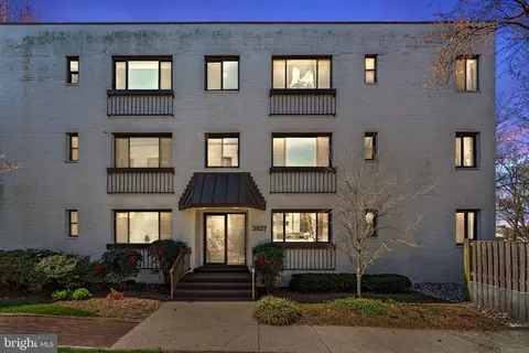 Exterior - 3827 Davis Pl NW #5, Washington, DC 20007 photo 7 of 7