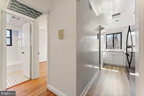 Entry Way - 3827 Davis Pl NW #5, Washington, DC 20007 photo 2 of 2