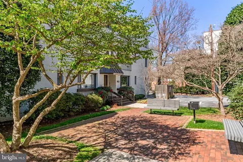 Exterior - 3827 Davis Pl NW #5, Washington, DC 20007 photo 2 of 7