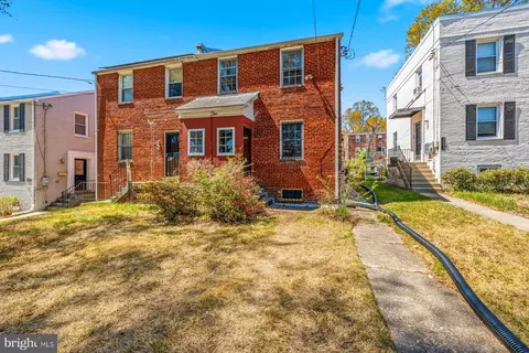 5050 12th St NE, Washington, DC 20017