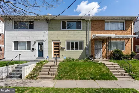 720 Decatur St NE, Washington, DC 20017