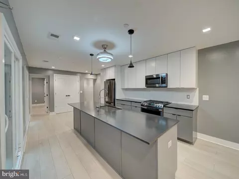 Kitchen - 615 15th St NE #1, Washington, DC 20002 photo 3 of 6