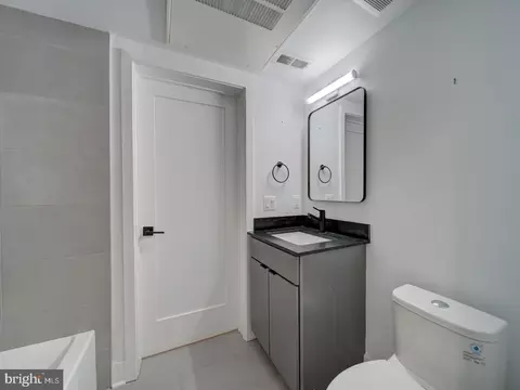 Bath - 615 15th St NE #1, Washington, DC 20002 photo 1 of 4
