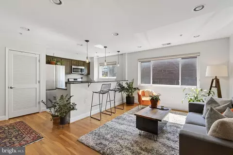 804 Taylor St NW #305, Washington, DC 20011
